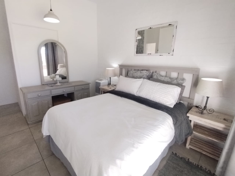 7 Bedroom Property for Sale in Stilbaai Wes Western Cape